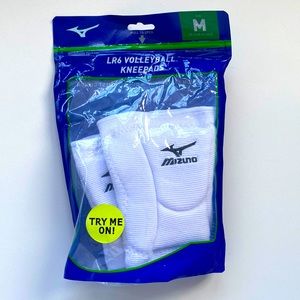 NEW!  Mizuno LR6 Volleyball Kneepads, Size Medium